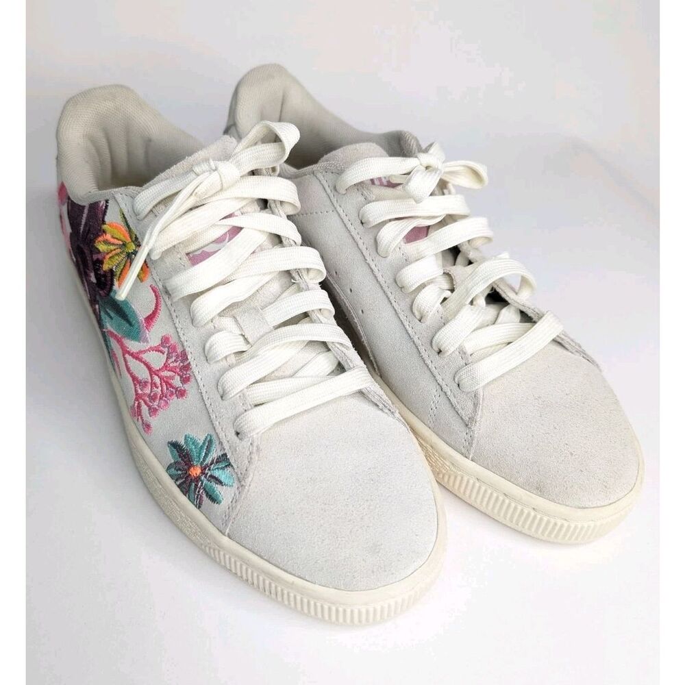 Puma Suede Sneaker Athletic Shoe Embroidered Flowers Women's Size 5